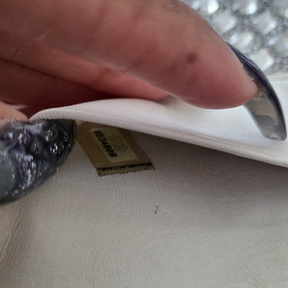 Chanel Key Holder🎀, Fold Wallet 🛍️, RARE & 💯 AUTHENTIC. Vintage Chanel - Picture 3 of 9